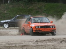 Beleef het Rally rijden met dit unieke cadeau! Bestel hier uw cadeaubon voor de Rally experience!