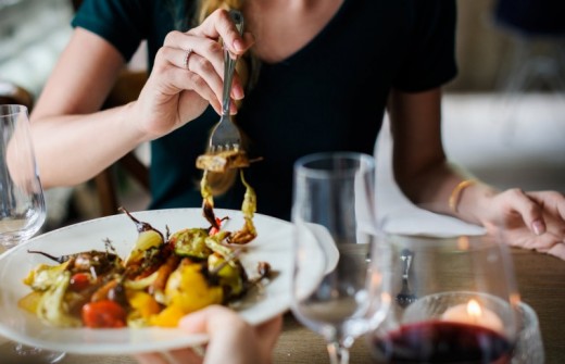 Diner en wijn in Nederland