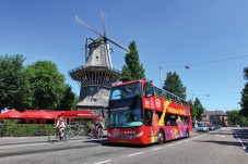 Bus hop-on-hop-off ad Amsterdam e tour in barca per 24 o 48 ore