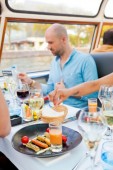 Dinnercruise met gids voor kids (4 gangen)