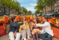 Amsterdamse rondvaart met onbeperkte drankjes en hapjes