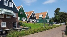 Small group tour: Volendam and Zaanse Schans