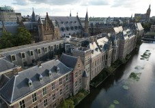 De Haagse Raadselachtige Figuren Stadswandeling voor Twee