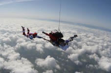 Skydiven België