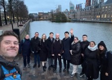 De Haagse Raadselachtige Figuren Stadswandeling voor Twee