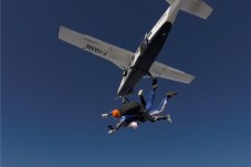 Salto Skydive em Évora - Pack Gold (12000 pés)