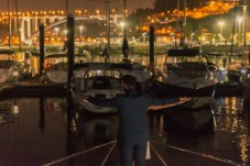 Noite a Bordo de Iate Skyfall no Rio Douro c/PA e Passeio p/2